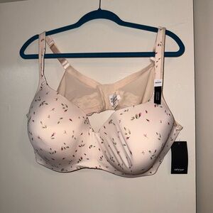 Maidenform Cream and Pink Full Coverage Bra with Underwire